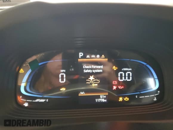 ✅ 2024 Hyundai Venue SEL • VIN: KMHRC8A30RU291915 • Lot: 80607434. Listed on Copart with 11,778 mi. Free auction sales archive from the USA and detailed vehicle history report at DreamBid. Image 9.