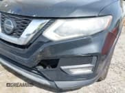 ✅ 2018 Nissan Rogue S • VIN: 5N1AT2MT2JC812827 • Lot: 41942055. Wystawiony na IAAI z przebiegiem 201 875 mil. Bezpłatny archiwum sprzedaży aukcyjnych z USA i szczegółowy raport historii pojazdu na DreamBid. Zdjęcie 6.