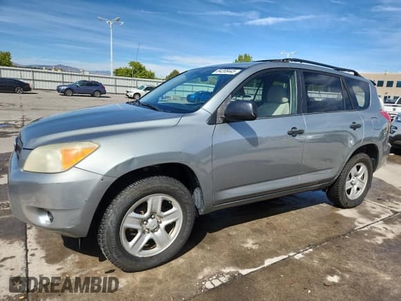 ✅ 2006 Toyota RAV4 • VIN: JTMBD33V466013930 • Lot: 84208445. Listed on Copart with 118,722 mi. Free auction sales archive from the USA and detailed vehicle history report at DreamBid. Image 1.