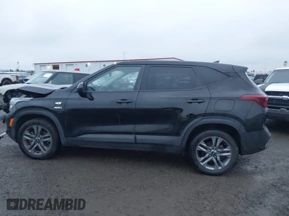 ✅ 2022 Kia Seltos LX • VIN: KNDEPCAA2N7315956 • Lot: 43797491. Listed on IAAI with 141,947 mi. Free auction sales archive from the USA and detailed vehicle history report at DreamBid. Image 14.