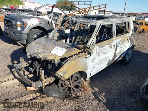 ✅ 2016 Kia Soul + • VIN: KNDJX3A59G7868561 • Lot: 43576954. Wystawiony na IAAI z przebiegiem Nie podano. Bezpłatny archiwum sprzedaży aukcyjnych z USA i szczegółowy raport historii pojazdu na DreamBid. Zdjęcie 2.