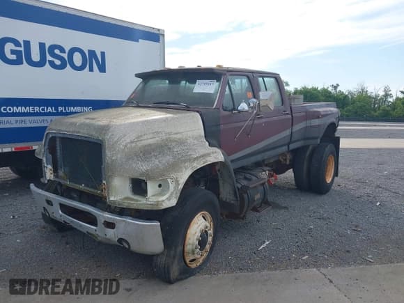 ✅ 1986 Ford F-350 • VIN: 2FTJW3513GCA72285 • Лот: 42749317. Опубликован ранее на IAAI с пробегом 84 776 миль. Бесплатный доступ к архиву аукционных продаж из США и подробный отчёт об истории автомобиля на DreamBid. Изображение 2.