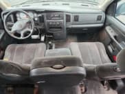 ✅ 2003 Dodge 2500 ST • VIN: 1D7KU28D13J558881 • Лот: 92012775. Опубликован ранее на Copart с пробегом 218 441 миль. Бесплатный доступ к архиву аукционных продаж из США и подробный отчёт об истории автомобиля на DreamBid. Изображение 8.