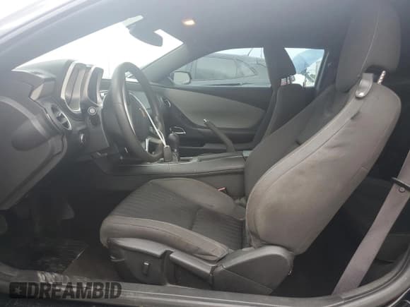 ✅ 2014 Chevrolet Camaro LS • VIN: 2G1FE1E36E9164492 • Lot: 67199235. Listed on Copart with 128,995 mi. Free auction sales archive from the USA and detailed vehicle history report at DreamBid. Image 7.