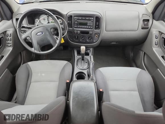 ✅ 2005 Ford Escape XLS Value • VIN: 1FMYU92Z95KD50225 • Lot: 82687495. Listed on Copart with 224,565 mi. Free auction sales archive from the USA and detailed vehicle history report at DreamBid. Image 8.