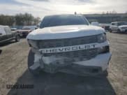 ✅ 2020 Chevrolet Silverado 1500 Custom • VIN: 1GCPWBEF2LZ144946 • Lot: 82609414. Wystawiony na Copart z przebiegiem 57 886 mil. Bezpłatny archiwum sprzedaży aukcyjnych z USA i szczegółowy raport historii pojazdu na DreamBid. Zdjęcie 5.