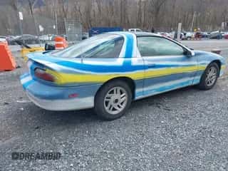 1994 Chevrolet Camaro z VIN 2G1FP22S6R2203690, wystawiony jako IAAI lot #41827837 z przebiegiem 183 917 mil mil oraz . Historia ofert i sprzedaży dostępna na DreamBid. Obrazek 4.