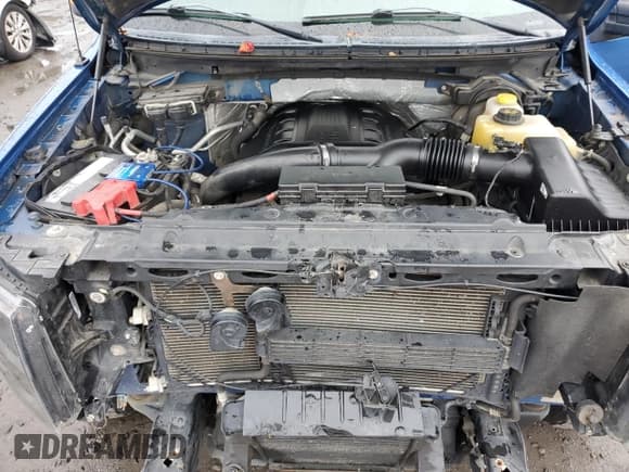 ✅ 2014 Ford F-150 XL • VIN: 1FTFW1ET1EKD87171 • Lot: 90930325. Wystawiony na Copart z przebiegiem 106 317 mil. Bezpłatny archiwum sprzedaży aukcyjnych z USA i szczegółowy raport historii pojazdu na DreamBid. Zdjęcie 11.