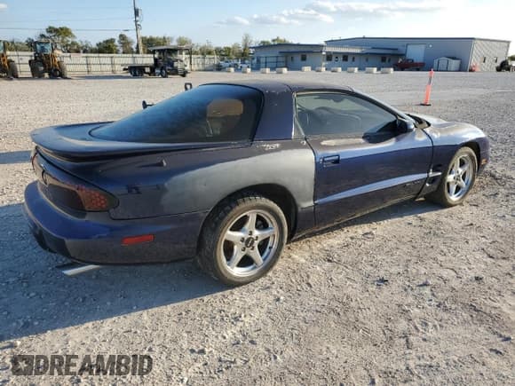 ✅ 2000 Pontiac Firebird Firebird • VIN: 2G2FS22K7Y2145503 • Lot: 80487434. Wystawiony na Copart z przebiegiem 120 386 mil. Bezpłatny archiwum sprzedaży aukcyjnych z USA i szczegółowy raport historii pojazdu na DreamBid. Zdjęcie 3.