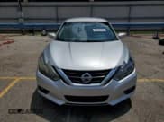 ✅ 2017 Nissan Altima SV • VIN: 1N4AL3AP1HC124769 • Lot: 66625795. Wystawiony na Copart z przebiegiem 247 567 mil. Bezpłatny archiwum sprzedaży aukcyjnych z USA i szczegółowy raport historii pojazdu na DreamBid. Zdjęcie 5.