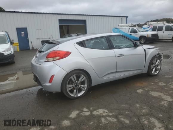 ✅ 2013 Hyundai Veloster w/Black Int • VIN: KMHTC6AD8DU151185 • Lot: 85415014. Wystawiony na Copart z przebiegiem 133 203 mil. Bezpłatny archiwum sprzedaży aukcyjnych z USA i szczegółowy raport historii pojazdu na DreamBid. Zdjęcie 3.