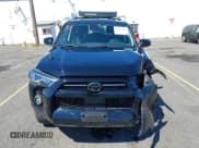 ✅ 2022 Toyota 4Runner Trail Special Edition • VIN: JTETU5JR4N6037905 • Лот: 42899585. Опубликован ранее на IAAI с пробегом 18 056 миль. Бесплатный доступ к архиву аукционных продаж из США и подробный отчёт об истории автомобиля на DreamBid. Изображение 13.