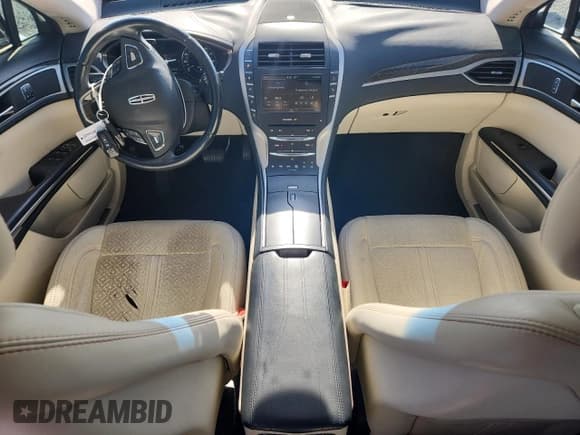 ✅ 2016 Lincoln MKZ • VIN: 3LN6L2M93GR613046 • Лот: 68095625. Опубликован ранее на Copart с пробегом 87 792 миль. Бесплатный доступ к архиву аукционных продаж из США и подробный отчёт об истории автомобиля на DreamBid. Изображение 8.