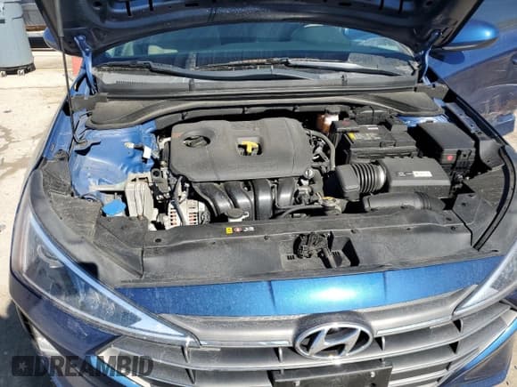 ✅ 2019 Hyundai Elantra SE • VIN: 5NPD74LF9KH497401 • Lot: 46142455. Listed on Copart with 104,860 mi. Free auction sales archive from the USA and detailed vehicle history report at DreamBid. Image 11.