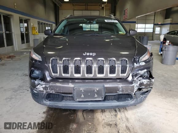 ✅ 2016 Jeep Cherokee Latitude • VIN: 1C4PJMCB8GW145875 • Лот: 90926275. Опубликован ранее на Copart с пробегом 91 179 миль. Бесплатный доступ к архиву аукционных продаж из США и подробный отчёт об истории автомобиля на DreamBid. Изображение 5.