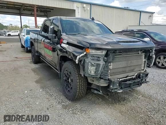 2022 Chevrolet Silverado 2500HD High Country z VIN 1GC4YREY7NF149717, wystawiony jako Copart lot #60214585 z przebiegiem 111 930 mil mil oraz Szkoda całkowita • Salvage title. Historia ofert i sprzedaży dostępna na DreamBid. Obrazek 14.