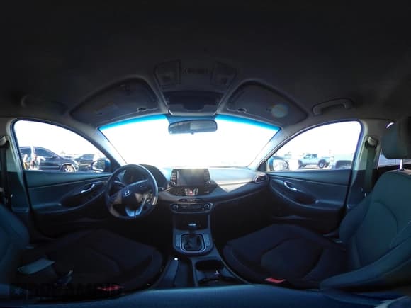 ✅ 2018 Hyundai Elantra • VIN: KMHH35LE7JU025496 • Lot: 43876280. Listed on IAAI with 106,852 mi. Free auction sales archive from the USA and detailed vehicle history report at DreamBid. Image 18.