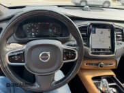 ✅ 2017 Volvo XC90 Inscription • VIN: YV4BC0PL4H1111315 • Lot: 60482545. Wystawiony na Copart z przebiegiem 188 633 mil. Bezpłatny archiwum sprzedaży aukcyjnych z USA i szczegółowy raport historii pojazdu na DreamBid. Zdjęcie 7.