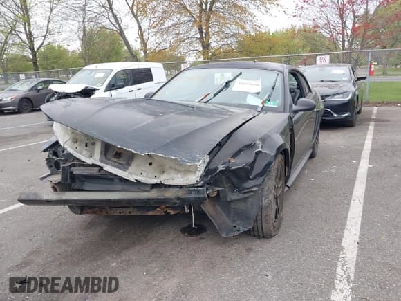 ✅ 1999 Ford Mustang • VIN: 1FAFP4040XF157766 • Lot: 42059696. Wystawiony na IAAI z przebiegiem 133 287 mil. Bezpłatny archiwum sprzedaży aukcyjnych z USA i szczegółowy raport historii pojazdu na DreamBid. Zdjęcie 6.