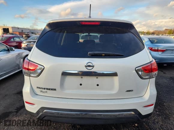 ✅ 2014 Nissan Pathfinder SL • VIN: 5N1AR2MM5EC712010 • Лот: 91814445. Опубликован ранее на Copart с пробегом 140 090 миль. Бесплатный доступ к архиву аукционных продаж из США и подробный отчёт об истории автомобиля на DreamBid. Изображение 6.