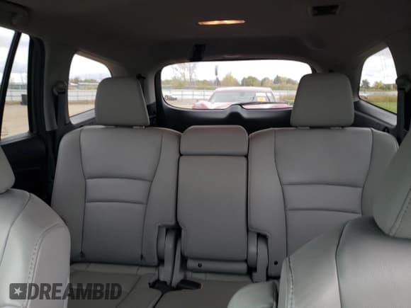 ✅ 2017 Honda Pilot EX-L • VIN: 5FNYF6H72HB023699 • Lot: 82439425. Listed on Copart with 63,725 mi. Free auction sales archive from the USA and detailed vehicle history report at DreamBid. Image 10.