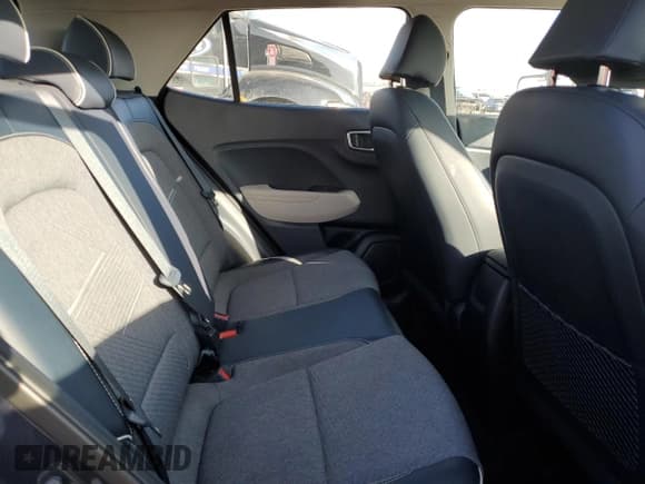 ✅ 2021 Hyundai Venue SEL • VIN: KMHRC8A32MU115859 • Lot: 83641254. Listed on Copart with 31,048 mi. Free auction sales archive from the USA and detailed vehicle history report at DreamBid. Image 10.