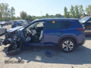 ✅ 2023 Nissan Rogue SV • VIN: JN8BT3BB5PW199803 • Lot: 43179508. Wystawiony na IAAI z przebiegiem 30 375 mil. Bezpłatny archiwum sprzedaży aukcyjnych z USA i szczegółowy raport historii pojazdu na DreamBid. Zdjęcie 15.