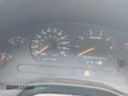 ✅ 1998 Ford Mustang • VIN: 1FAFP4046WF268384 • Lot: 43728255. Wystawiony na IAAI z przebiegiem 137 196 mil. Bezpłatny archiwum sprzedaży aukcyjnych z USA i szczegółowy raport historii pojazdu na DreamBid. Zdjęcie 7.