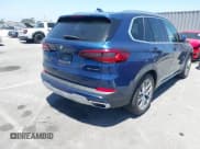 ✅ 2020 BMW X5 sDrive40i • VIN: 5UXCR4C03L9C82755 • Lot: 42494503. Wystawiony na IAAI z przebiegiem 50 706 mil. Bezpłatny archiwum sprzedaży aukcyjnych z USA i szczegółowy raport historii pojazdu na DreamBid. Zdjęcie 4.