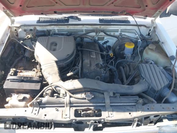 ✅ 1993 Nissan Frontier • VIN: 1N6SD11S2PC365417 • Lot: 42771837. Listed on IAAI with 204,813 mi. Free auction sales archive from the USA and detailed vehicle history report at DreamBid. Image 10.