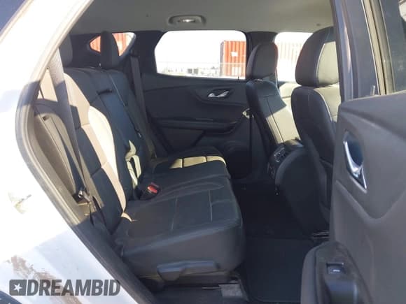 ✅ 2020 Chevrolet Blazer LT • VIN: 3GNKBJRS3LS705330 • Лот: 41552838. Опубликован ранее на IAAI с пробегом 57 598 миль. Бесплатный доступ к архиву аукционных продаж из США и подробный отчёт об истории автомобиля на DreamBid. Изображение 8.