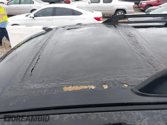 ✅ 2008 Ford Escape Limited • VIN: 1FMCU041X8KD75927 • Lot: 42489859. Listed on IAAI with 277,404 mi. Free auction sales archive from the USA and detailed vehicle history report at DreamBid. Image 6.