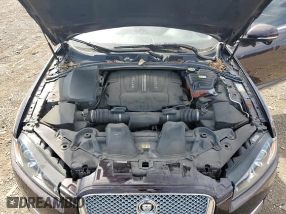 ✅ 2012 Jaguar XF Portfolio • VIN: SAJWA0HB2CLS43312 • Lot: 71286675. Wystawiony na Copart z przebiegiem Nie podano. Bezpłatny archiwum sprzedaży aukcyjnych z USA i szczegółowy raport historii pojazdu na DreamBid. Zdjęcie 11.