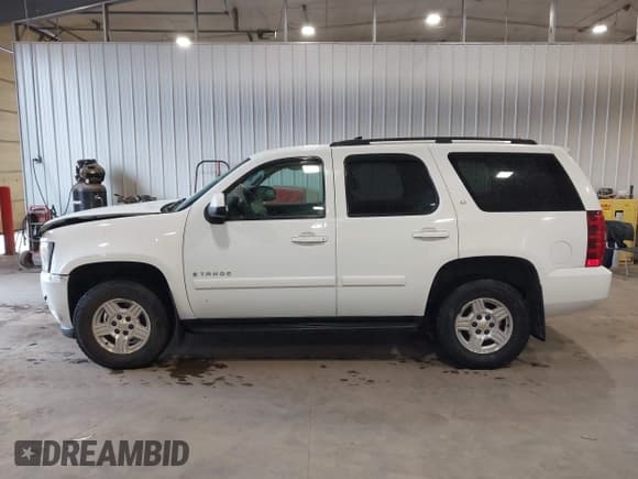 ✅ 2007 Chevrolet Tahoe LT • VIN: 1GNFK13007J357101 • Lot: 43449737. Wystawiony na IAAI z przebiegiem 166 876 mil. Bezpłatny archiwum sprzedaży aukcyjnych z USA i szczegółowy raport historii pojazdu na DreamBid. Zdjęcie 14.