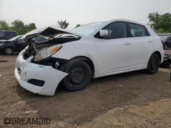 ✅ 2013 Toyota Matrix L • VIN: 2T1KU4EE7DC980427 • Lot: 59281085. Listed on Copart with 195,676 mi. Free auction sales archive from the USA and detailed vehicle history report at DreamBid. Image 1.