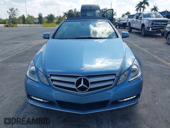 ✅ 2012 Mercedes-Benz E 350 • VIN: WDDKK5KF5CF176678 • Лот: 43069217. Опубликован ранее на IAAI с пробегом 83 451 миль. Бесплатный доступ к архиву аукционных продаж из США и подробный отчёт об истории автомобиля на DreamBid. Изображение 6.