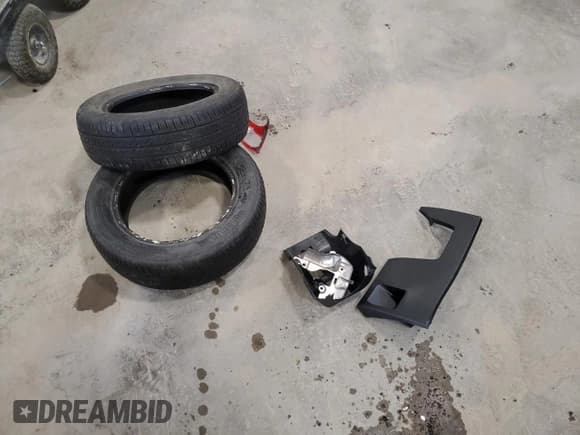 ✅ 2009 Acura CSX • VIN: 2HHFD56559H200389 • Lot: 80910434. Wystawiony na Copart z przebiegiem Nie podano. Bezpłatny archiwum sprzedaży aukcyjnych z USA i szczegółowy raport historii pojazdu na DreamBid. Zdjęcie 12.