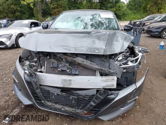 ✅ 2019 Nissan Altima SR • VIN: 1N4BL4CW2KC139528 • Lot: 43218262. Listed on IAAI with 80,478 mi. Free auction sales archive from the USA and detailed vehicle history report at DreamBid. Image 13.