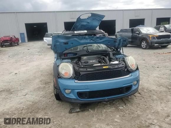 ✅ 2013 MINI Clubman S • VIN: WMWZG3C51DT576354 • Лот: 56855795. Опубликован ранее на Copart с пробегом Не указан. Бесплатный доступ к архиву аукционных продаж из США и подробный отчёт об истории автомобиля на DreamBid. Изображение 12.