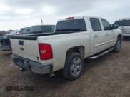 ✅ 2009 Chevrolet Silverado 1500 • VIN: 3GCEC33J79G169282 • Lot: 41387505. Wystawiony na IAAI z przebiegiem 243 182 mil. Bezpłatny archiwum sprzedaży aukcyjnych z USA i szczegółowy raport historii pojazdu na DreamBid. Zdjęcie 4.