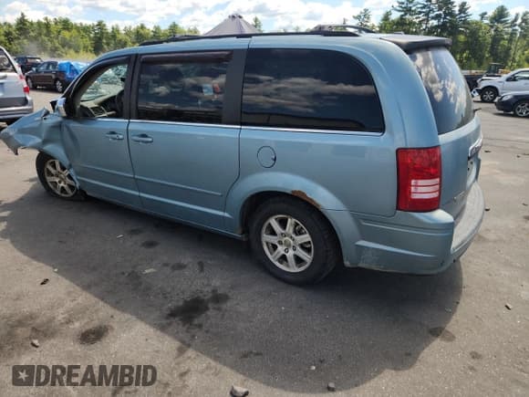 ✅ 2008 Chrysler Town & Country Touring • VIN: 2A8HR54P38R651792 • Lot: 69371285. Listed on Copart with Not provided. Free auction sales archive from the USA and detailed vehicle history report at DreamBid. Image 2.