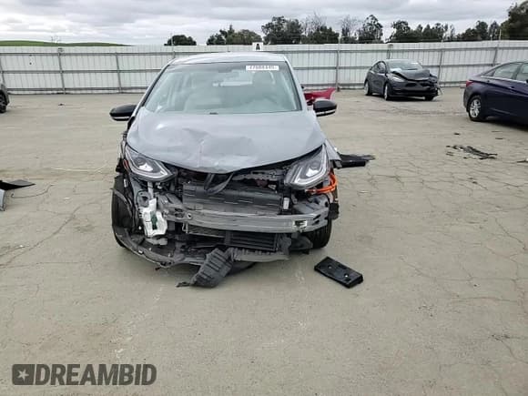 ✅ 2019 Chevrolet Bolt EV LT • VIN: 1G1FY6S02K4106098 • Lot: 47688445. Wystawiony na Copart z przebiegiem 99 345 mil. Bezpłatny archiwum sprzedaży aukcyjnych z USA i szczegółowy raport historii pojazdu na DreamBid. Zdjęcie 10.