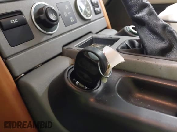 ✅ 2004 Land Rover Range Rover HSE • VIN: SALME11464A156465 • Лот: 43089632. Опубликован ранее на IAAI с пробегом 193 065 миль. Бесплатный доступ к архиву аукционных продаж из США и подробный отчёт об истории автомобиля на DreamBid. Изображение 11.