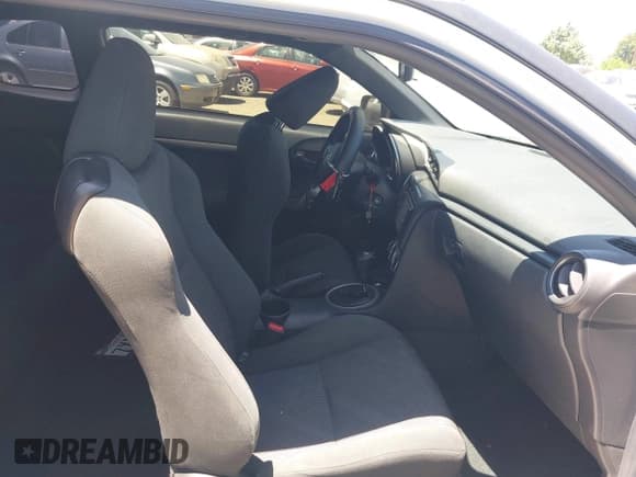 ✅ 2013 Scion tC • VIN: JTKJF5C75D3061253 • Lot: 42327688. Wystawiony na IAAI z przebiegiem 148 544 mil. Bezpłatny archiwum sprzedaży aukcyjnych z USA i szczegółowy raport historii pojazdu na DreamBid. Zdjęcie 5.