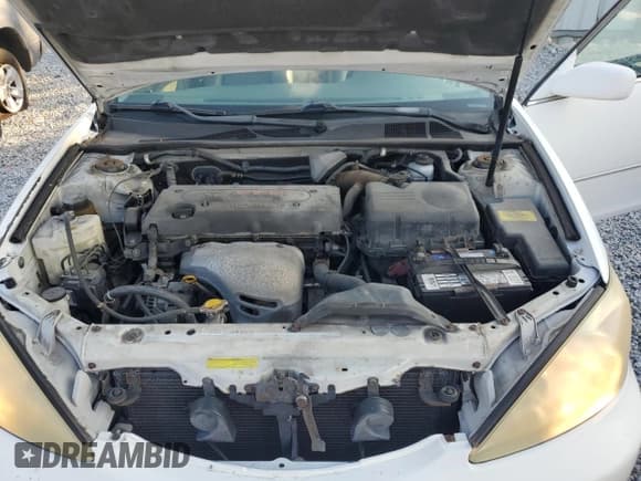 ✅ 2004 Toyota Camry LE • VIN: 4T1BE32K34U310924 • Лот: 93256895. Опубликован ранее на Copart с пробегом 83 712 миль. Бесплатный доступ к архиву аукционных продаж из США и подробный отчёт об истории автомобиля на DreamBid. Изображение 11.