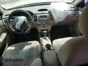 ✅ 2008 Kia Optima LX • VIN: KNAGE124085188763 • Лот: 56009095. Опубликован ранее на Copart с пробегом 263 686 миль. Бесплатный доступ к архиву аукционных продаж из США и подробный отчёт об истории автомобиля на DreamBid. Изображение 8.