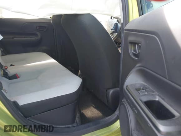 ✅ 2016 Toyota Prius One • VIN: JTDKDTB37G1135616 • Lot: 42559624. Listed on IAAI with 174,027 mi. Free auction sales archive from the USA and detailed vehicle history report at DreamBid. Image 8.