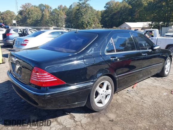 ✅ 2004 Mercedes-Benz S 430 • VIN: WDBNG70J34A400622 • Lot: 43516210. Listed on IAAI with Not provided. Free auction sales archive from the USA and detailed vehicle history report at DreamBid. Image 4.