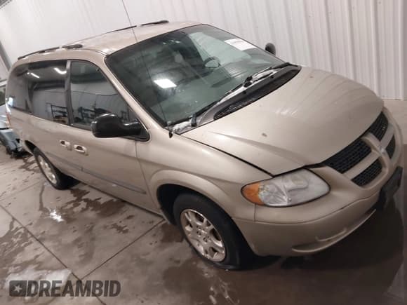 ✅ 2002 Dodge Caravan Sport • VIN: 2B4GP44382R739189 • Lot: 43850506. Listed on IAAI with 169,318 mi. Free auction sales archive from the USA and detailed vehicle history report at DreamBid. Image 1.
