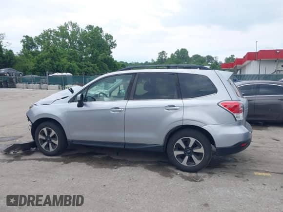 2017 Subaru Forester Limited with VIN JF2SJALC7HH521507, listed as a IAAI auction lot 42380182 with 60,733 mi miles and . Bid and sale history available at DreamBid. Image 15.